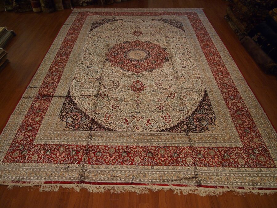 Pure Silk Isfahan Rug (12'x17'9") - Direct Rug Import | Rugs in Chicago, Indiana,South Bend,Granger