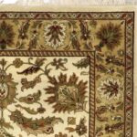 5'2"x7'10" Traditional Kashan Wool Hand Knotted Rug - Image 3