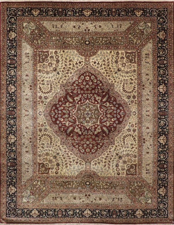 7'10"x9'10" Traditional Medallion Brown Wool Hand-Knotted Rug - Direct Rug Import | Rugs in Chicago, Indiana,South Bend,Granger