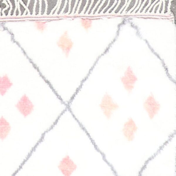 4’x6’2” Contemporary Ivory Moroccan Wool Hand-Knotted Rug - Direct Rug Import | Rugs in Chicago, Indiana,South Bend,Granger