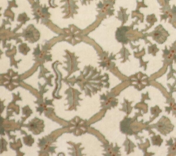 3’11”x5’11” Traditional Wool Hand-Tufted Rug - Direct Rug Import | Rugs in Chicago, Indiana,South Bend,Granger