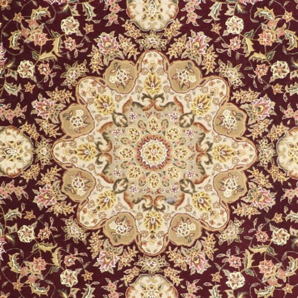 9'11"x9'11" Traditional Round Wool & Silk Hand-Tufted Rug - Direct Rug Import | Rugs in Chicago, Indiana,South Bend,Granger