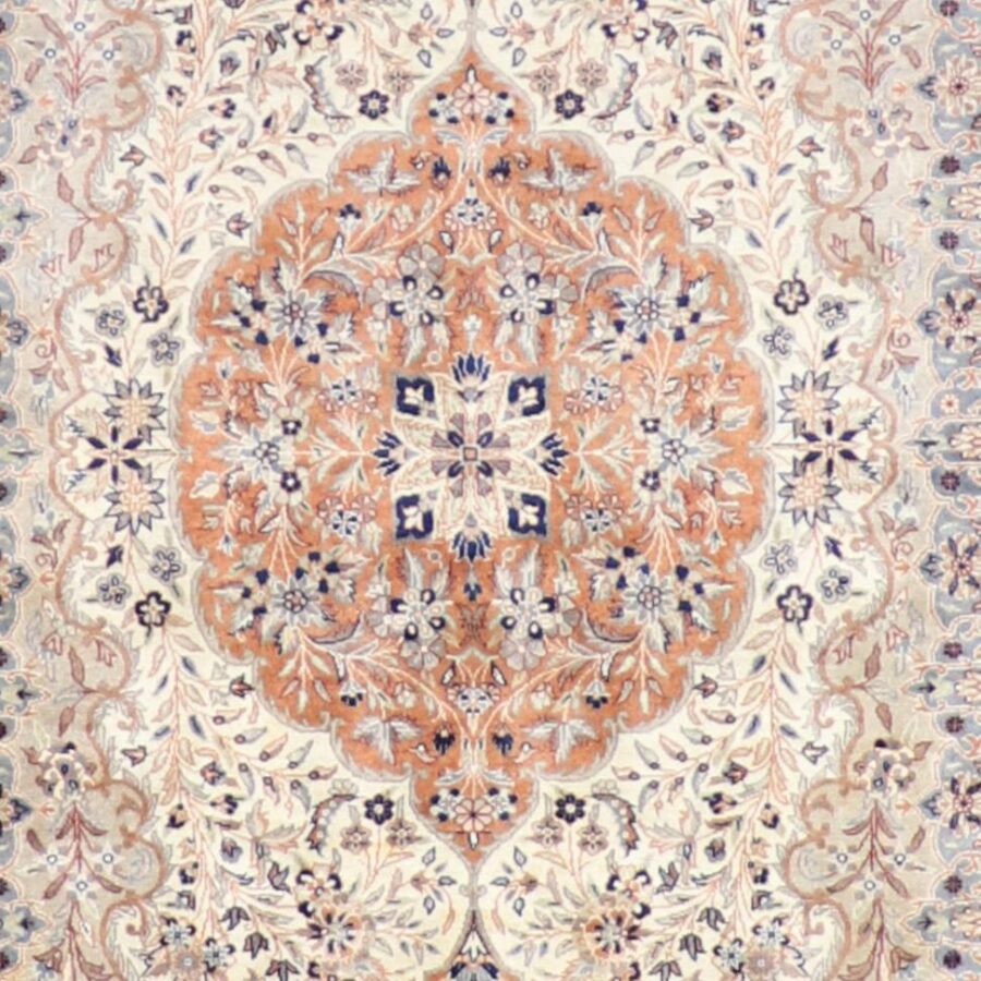 4'6"x7'6" Traditional Isfahan Ivory Wool& Silk Hand-Knotted Rug - Direct Rug Import | Rugs in Chicago, Indiana,South Bend,Granger
