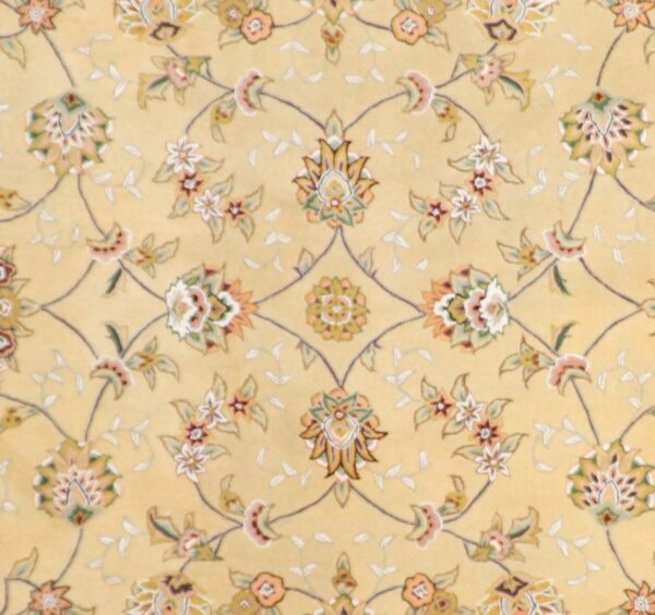 7'11"x9'8" Traditional Wool & Silk Hand-Tufted Rug - Direct Rug Import | Rugs in Chicago, Indiana,South Bend,Granger