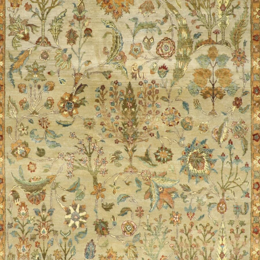 8’11”x12’5” Traditional Ivory & Green Wool Hand-Knotted Rug - Direct Rug Import | Rugs in Chicago, Indiana,South Bend,Granger