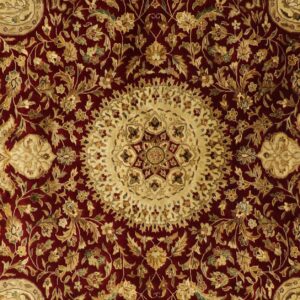 9’3”x9’3” Traditional Burgundy Wool & Silk Hand-Knotted Rug