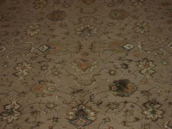 5'11'' X 8'11'' Medallion Traditional Tabriz Tan Rectangular Wool & Silk Rug - Direct Rug Import | Rugs in Chicago, Indiana,South Bend,Granger