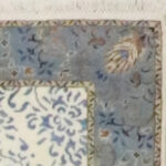 2’7″x4’11″ Transitional Ivory & Blue Wool & Silk Hand-Knotted Rug - Image 3